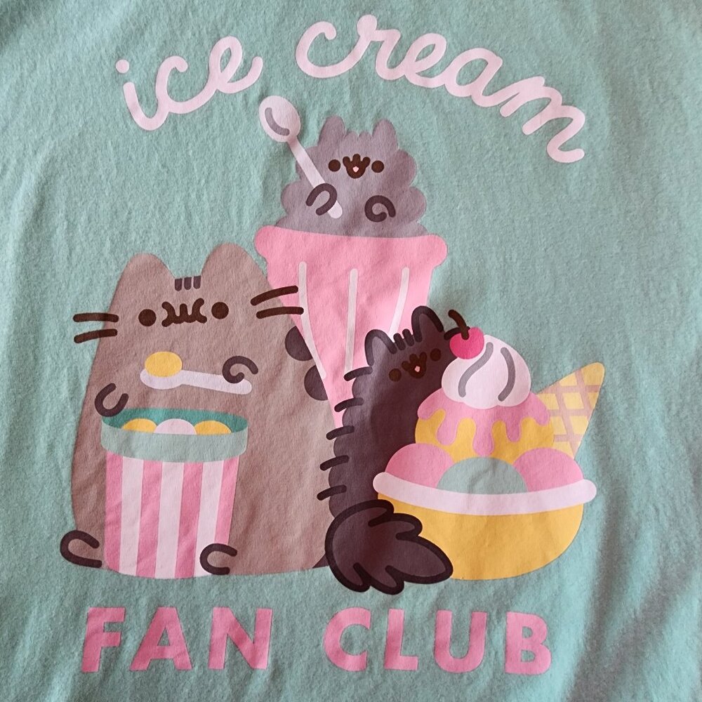 Pusheen Ice Cream Fan Club Tshirt